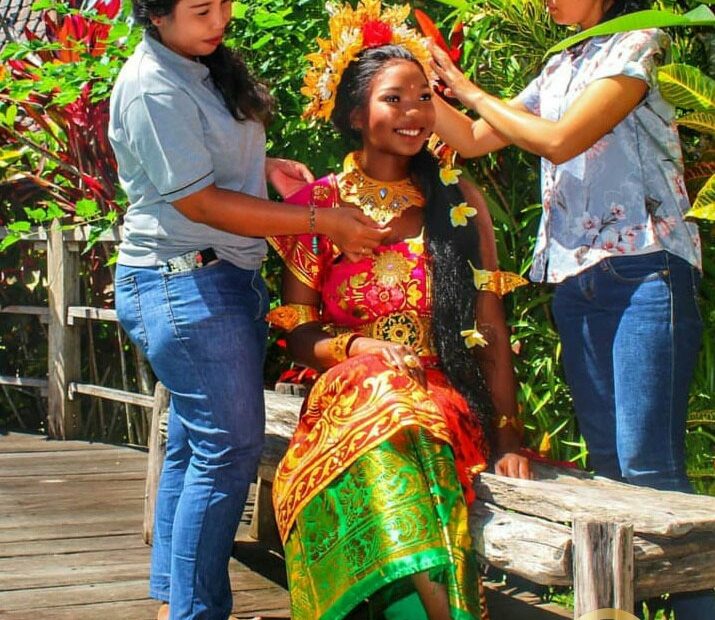 foto adat bali