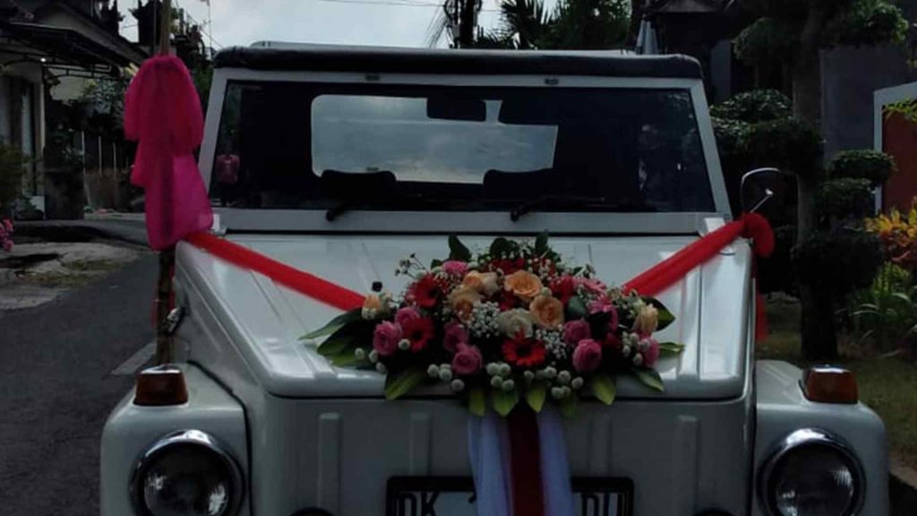 Wedding-dengan-mobil-di-Bali