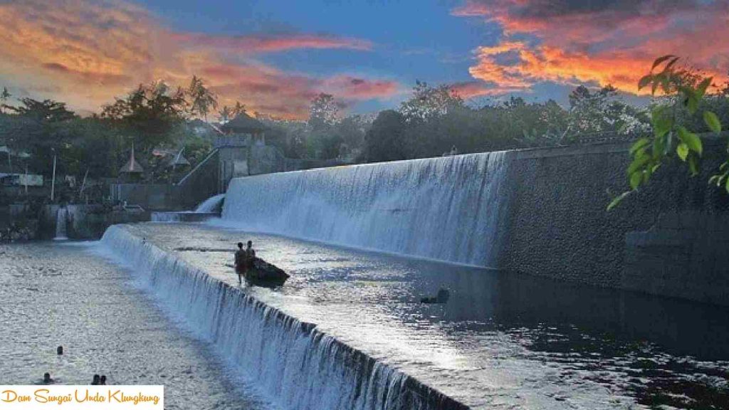 Dam Sungai Unda Klungkung
