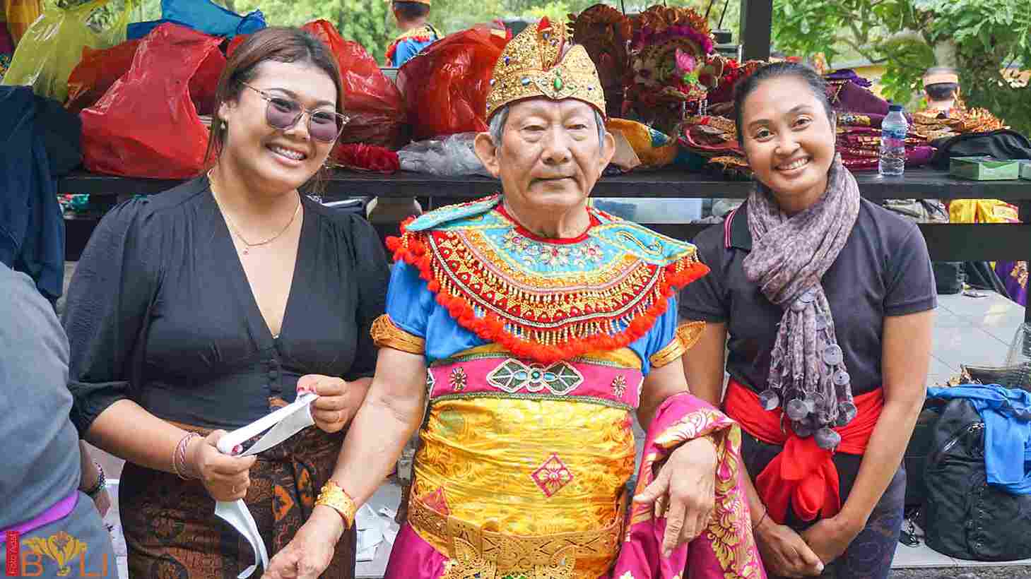 Foto Adat Kebun Raya - Foto adat Bali